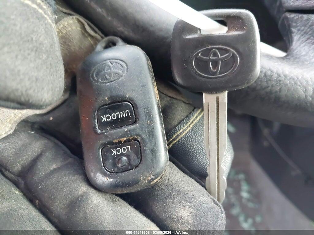 JTEHD20V256040840 2005 TOYOTA RAV4 photo no. 11