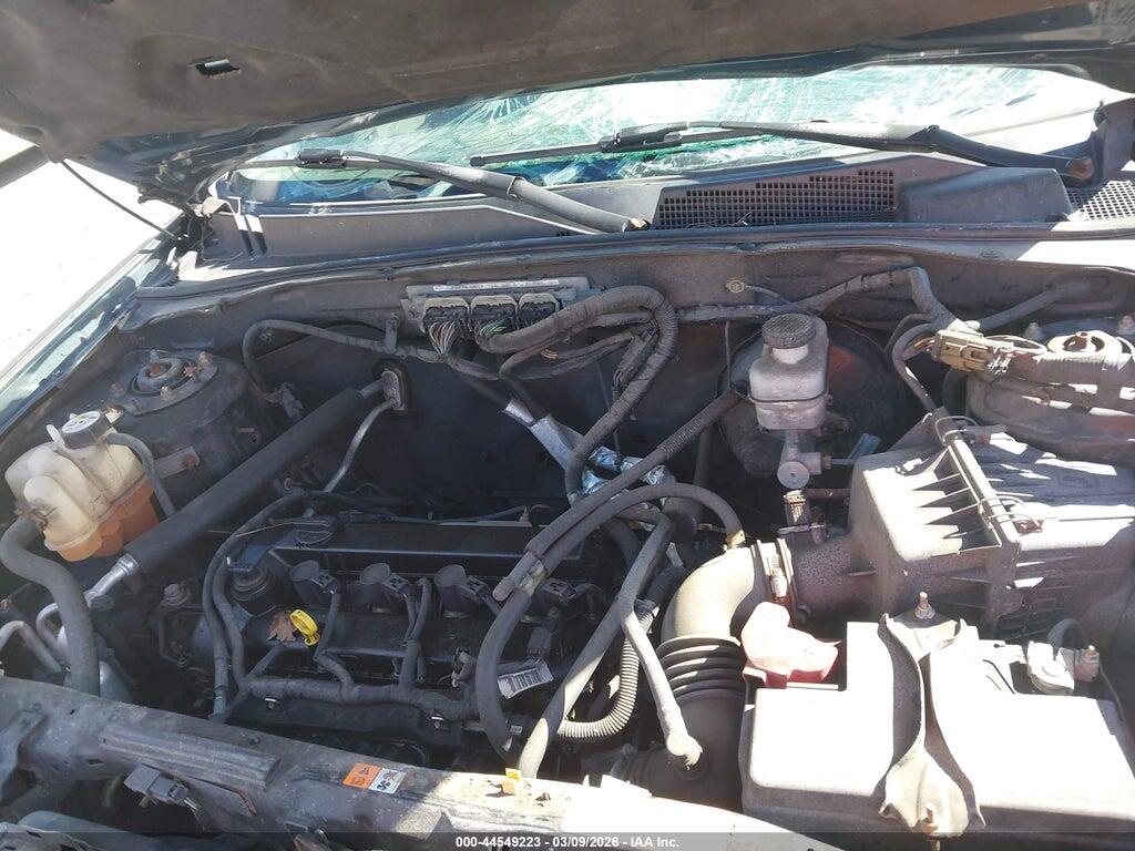 4M2CN9H76AKJ14671 2010 MERCURY MARINER photo no. 10
