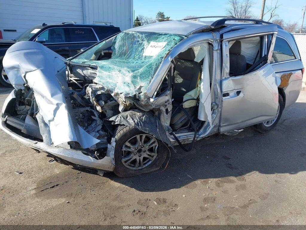 5FNRL5H22EB026657 2014 HONDA ODYSSEY photo no. 2