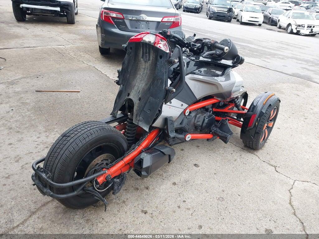 2BXNAAC12DV000081 2013 CAN-AM SPYDER ROADSTER photo no. 4