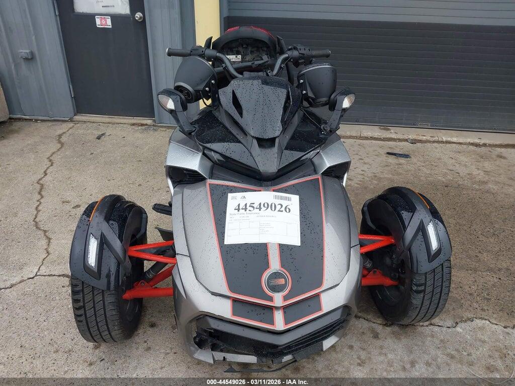 2BXNAAC12DV000081 2013 CAN-AM SPYDER ROADSTER photo no. 5