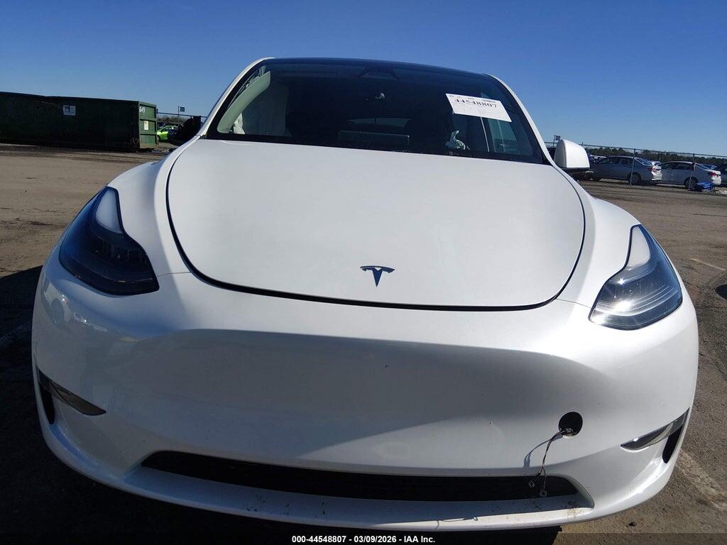 7SAYGDED9RF133651 2024 TESLA MODEL Y photo no. 12