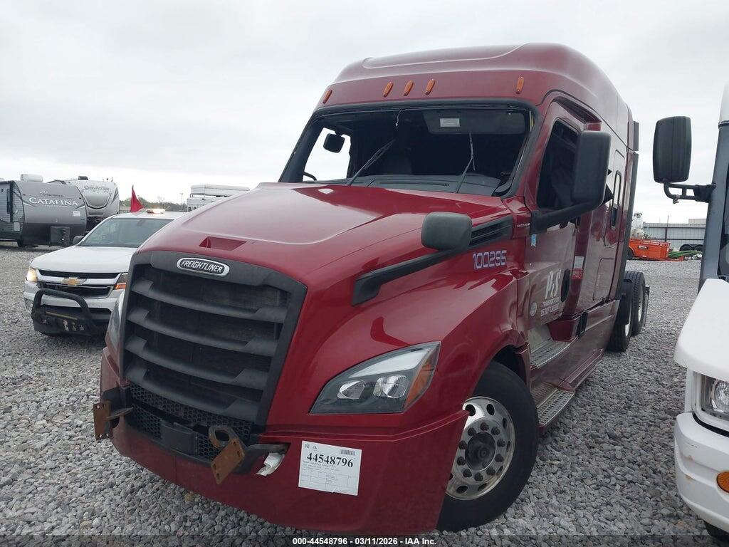 1FUJHHDV8LLLM8495 2020 FREIGHTLINER NEW CASCADIA 126 photo no. 2