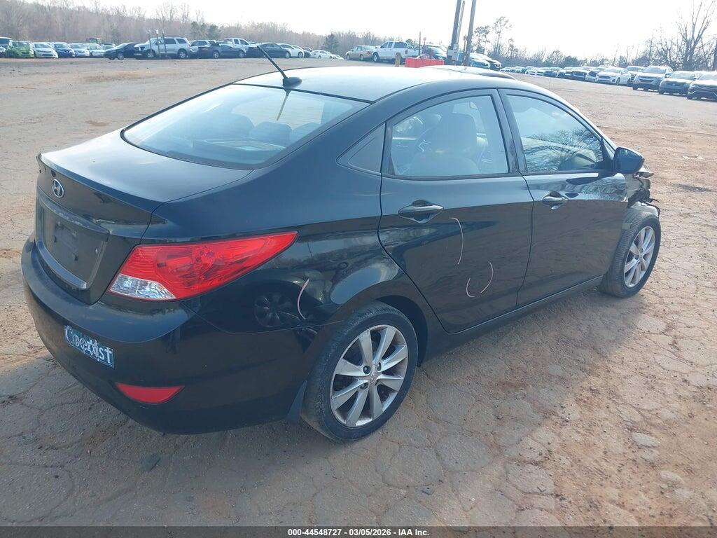 KMHCU4AE5DU437554 2013 HYUNDAI ACCENT photo no. 4