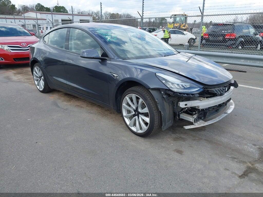 5YJ3E1EA2JF013390 2018 TESLA MODEL 3 photo no. 1