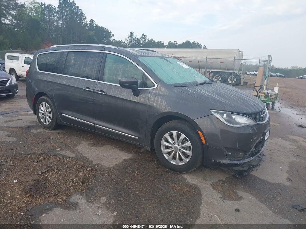 2C4RC1BG4JR144477 2018 CHRYSLER PACIFICA photo no. 1
