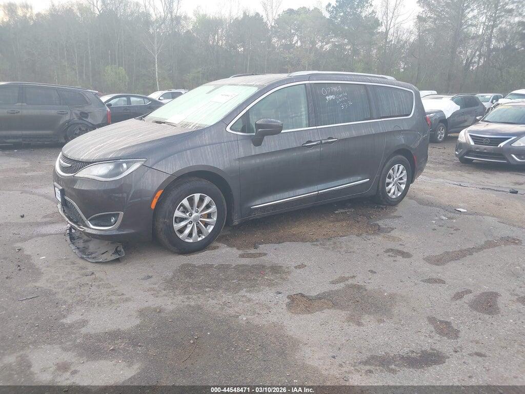 2C4RC1BG4JR144477 2018 CHRYSLER PACIFICA photo no. 2