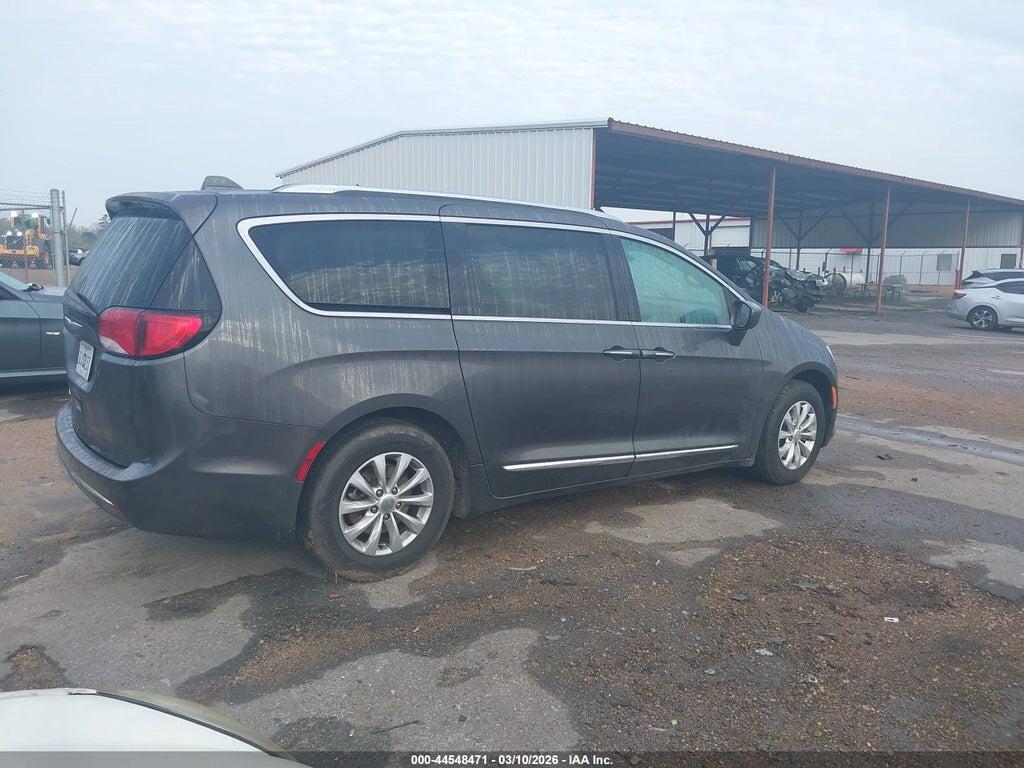 2C4RC1BG4JR144477 2018 CHRYSLER PACIFICA photo no. 4