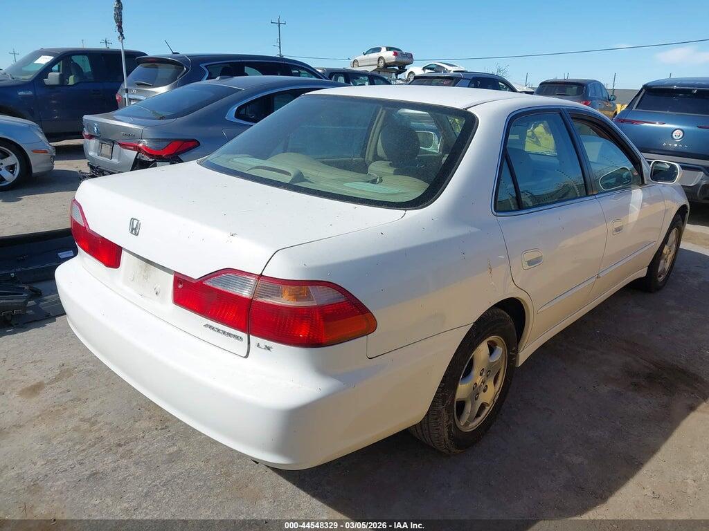1HGCG1655XA063828 1999 HONDA ACCORD photo no. 4