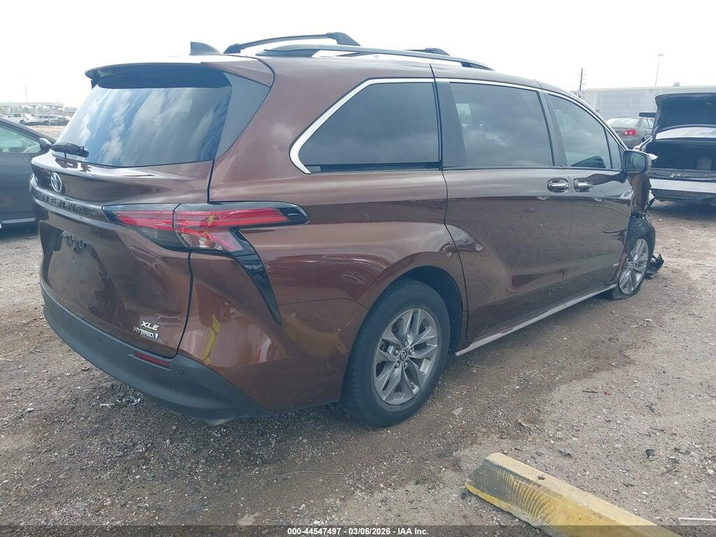 5TDYRKEC2MS064504 2021 TOYOTA SIENNA photo no. 4
