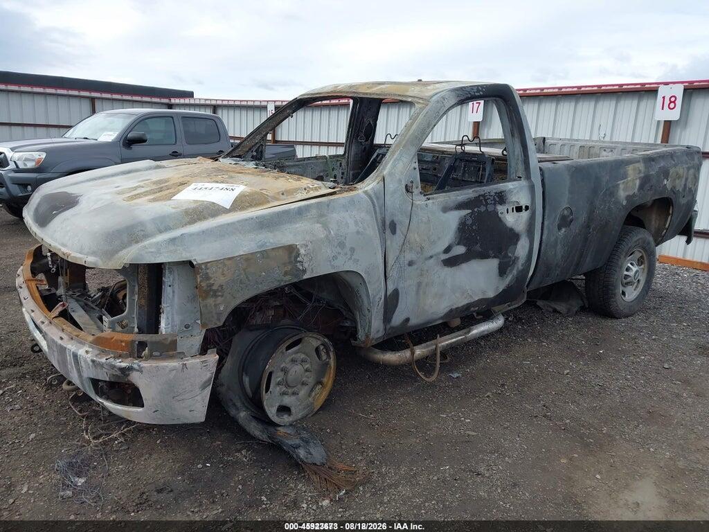 1GC0KVC80EF145973 2014 CHEVROLET SILVERADO 2500HD photo no. 2