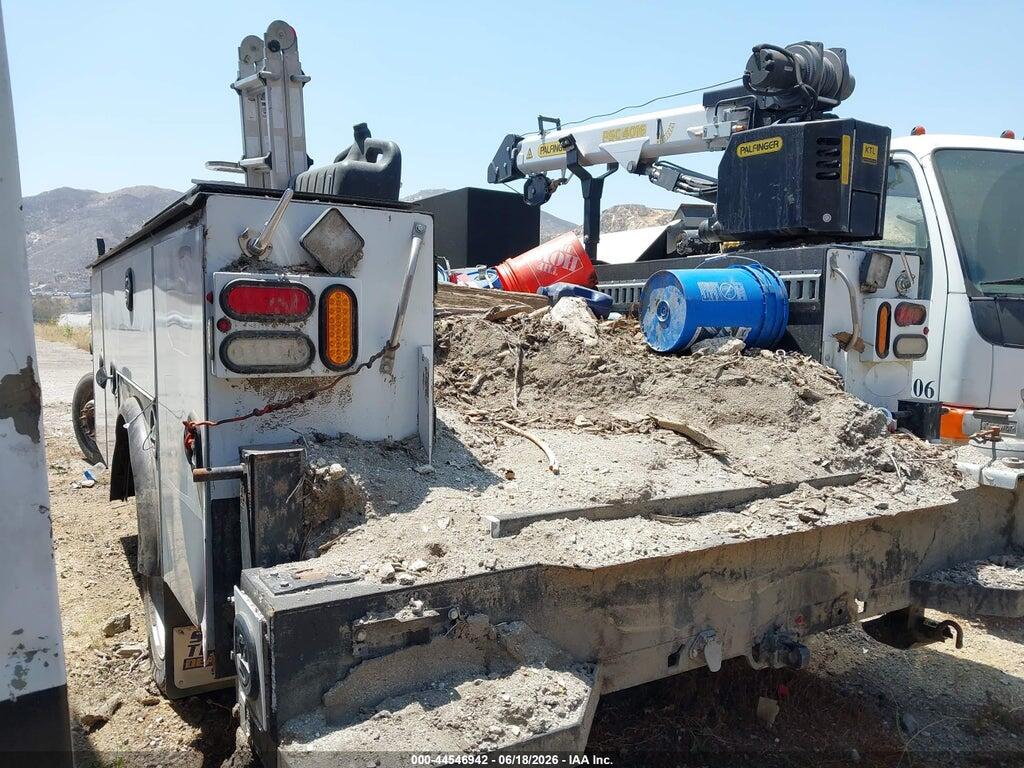 3C7WRNBL7NG137611 2022 RAM 5500 CHASSIS photo no. 3