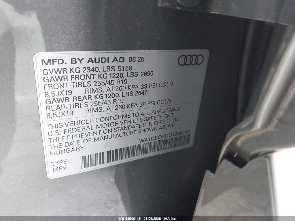 WA1DECF31S1098288 2025 AUDI Q3 photo no. 9