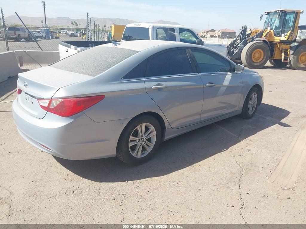 5NPEB4AC9CH482037 2012 HYUNDAI SONATA photo no. 4