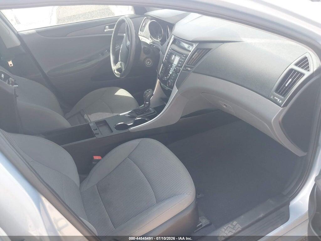 5NPEB4AC9CH482037 2012 HYUNDAI SONATA photo no. 5