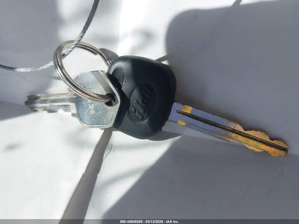 4T1BF3EK4BU615628 2011 TOYOTA CAMRY photo no. 11