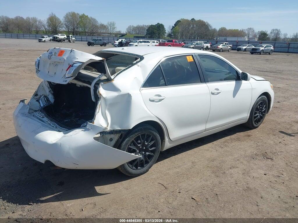 4T1BF3EK4BU615628 2011 TOYOTA CAMRY photo no. 4