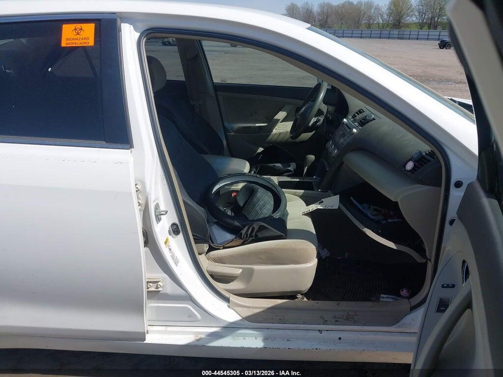 4T1BF3EK4BU615628 2011 TOYOTA CAMRY photo no. 5