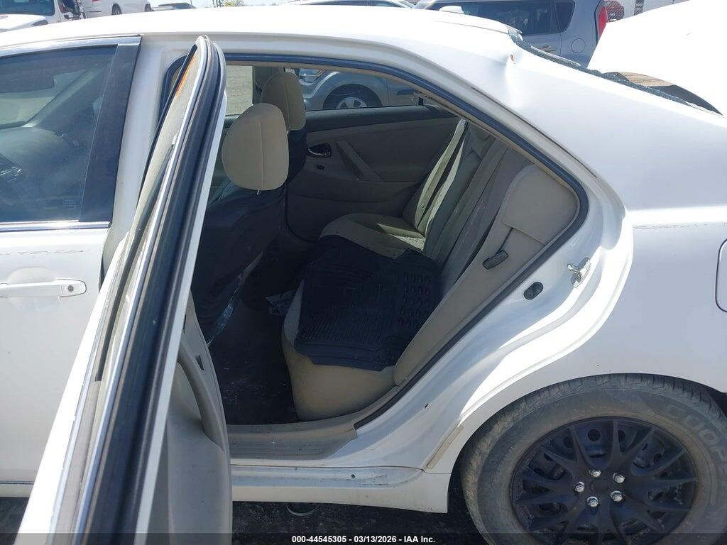 4T1BF3EK4BU615628 2011 TOYOTA CAMRY photo no. 8