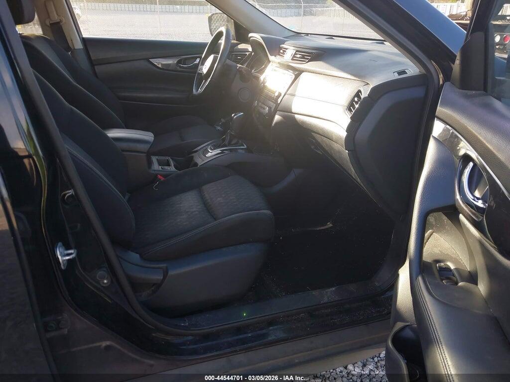 KNMAT2MV8HP518938 2017 NISSAN ROGUE photo no. 5
