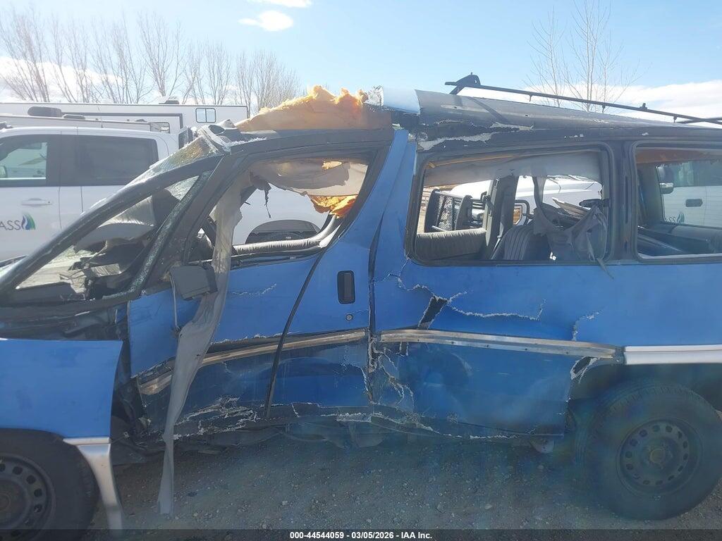 1GMCU06DXLT236455 1990 PONTIAC TRANS SPORT photo no. 6