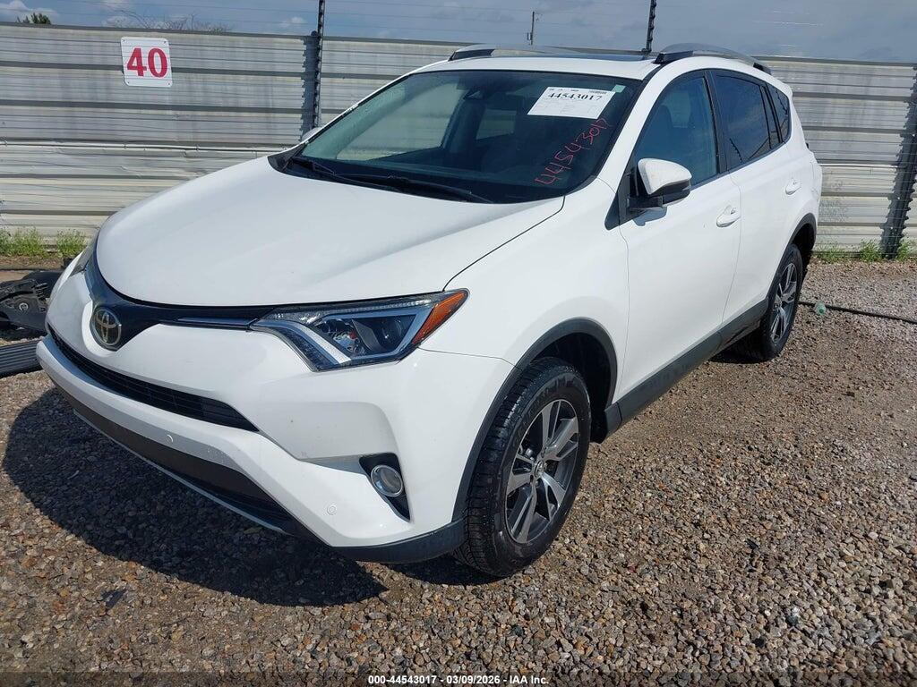 2T3WFREV5HW383393 2017 TOYOTA RAV4 photo no. 2