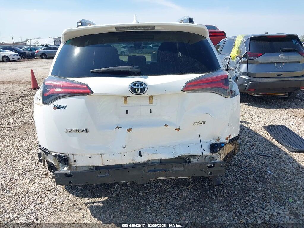 2T3WFREV5HW383393 2017 TOYOTA RAV4 photo no. 6