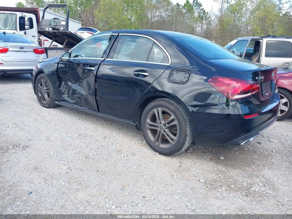 W1K3G4EB9LW047268 2020 MERCEDES-BENZ A 220 photo no. 3