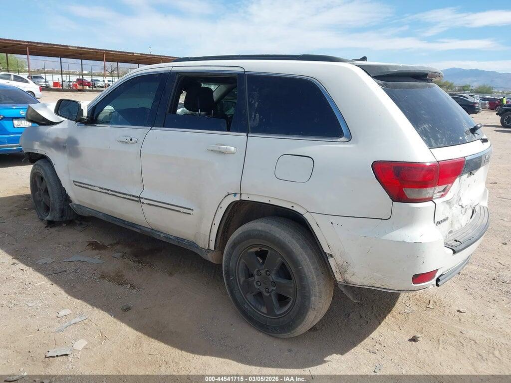 1J4RS4GG8BC709962 2011 JEEP GRAND CHEROKEE photo no. 3