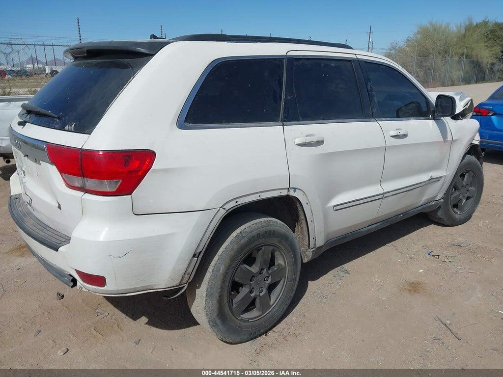 1J4RS4GG8BC709962 2011 JEEP GRAND CHEROKEE photo no. 4