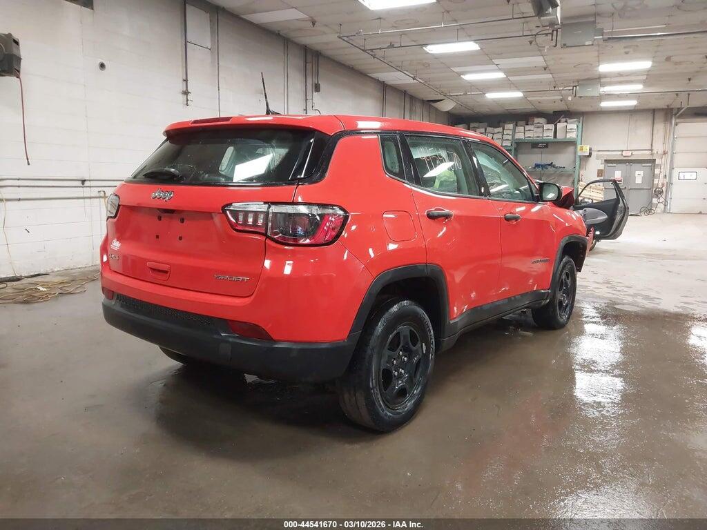 3C4NJDAB9MT551644 2021 JEEP COMPASS photo no. 4