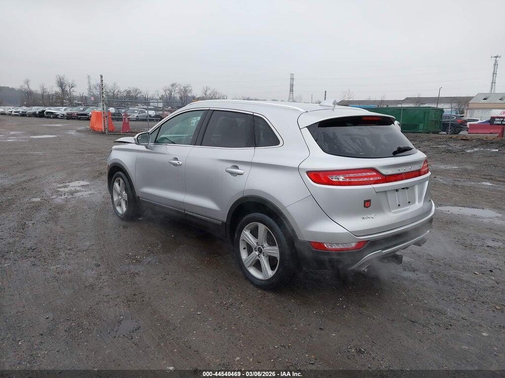 5LMCJ1C96GUJ15465 2016 LINCOLN MKC photo no. 3
