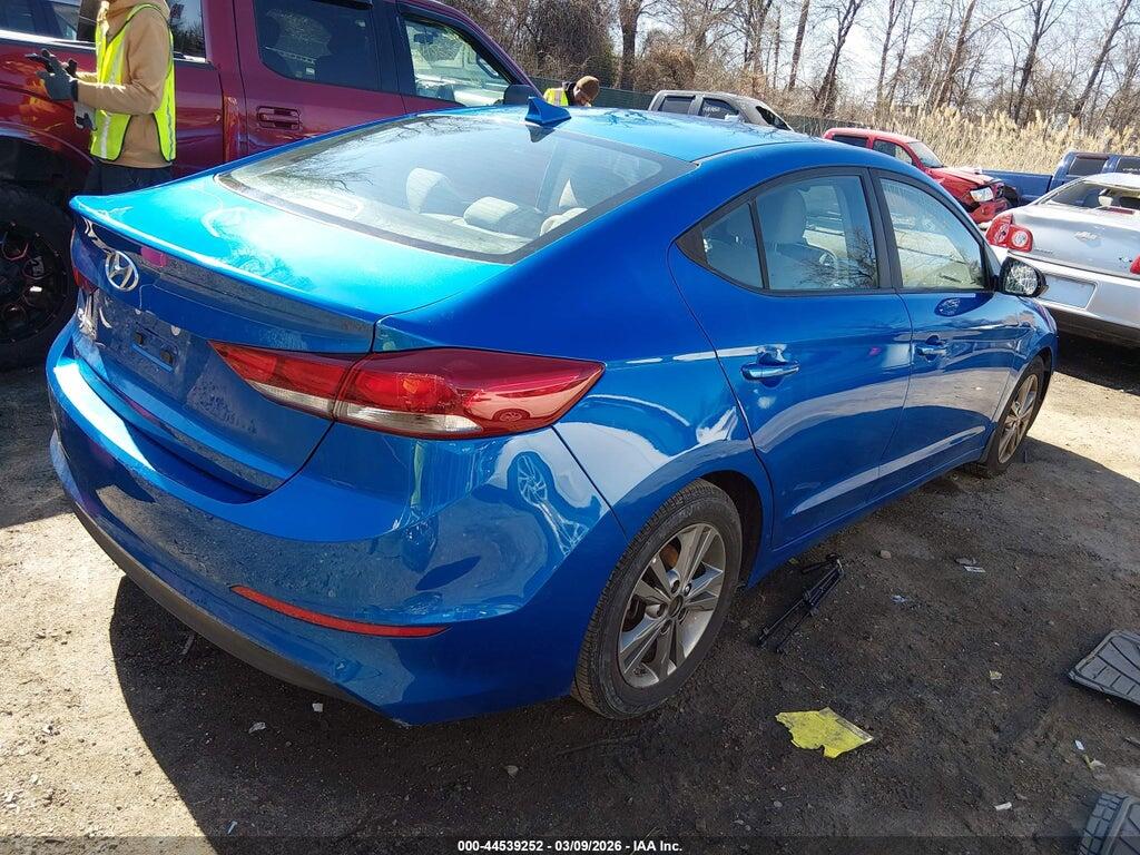 5NPD84LFXJH331836 2018 HYUNDAI ELANTRA photo no. 4
