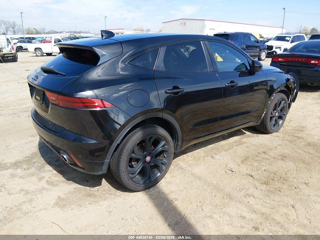 SADFL2FX0J1Z01533 2018 JAGUAR E-PACE photo no. 4
