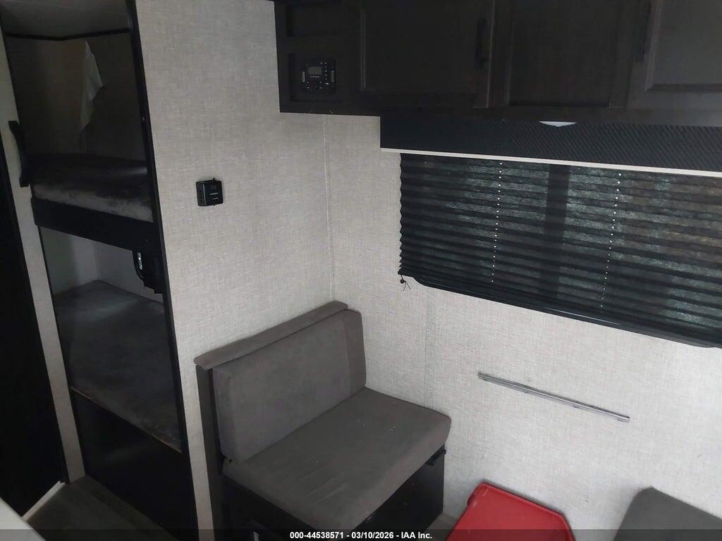 1UJBJ0AJXN17J1624 2022 JAYCO JAY FLIGHT SLX 174BH TRAVEL TRAILER photo no. 10