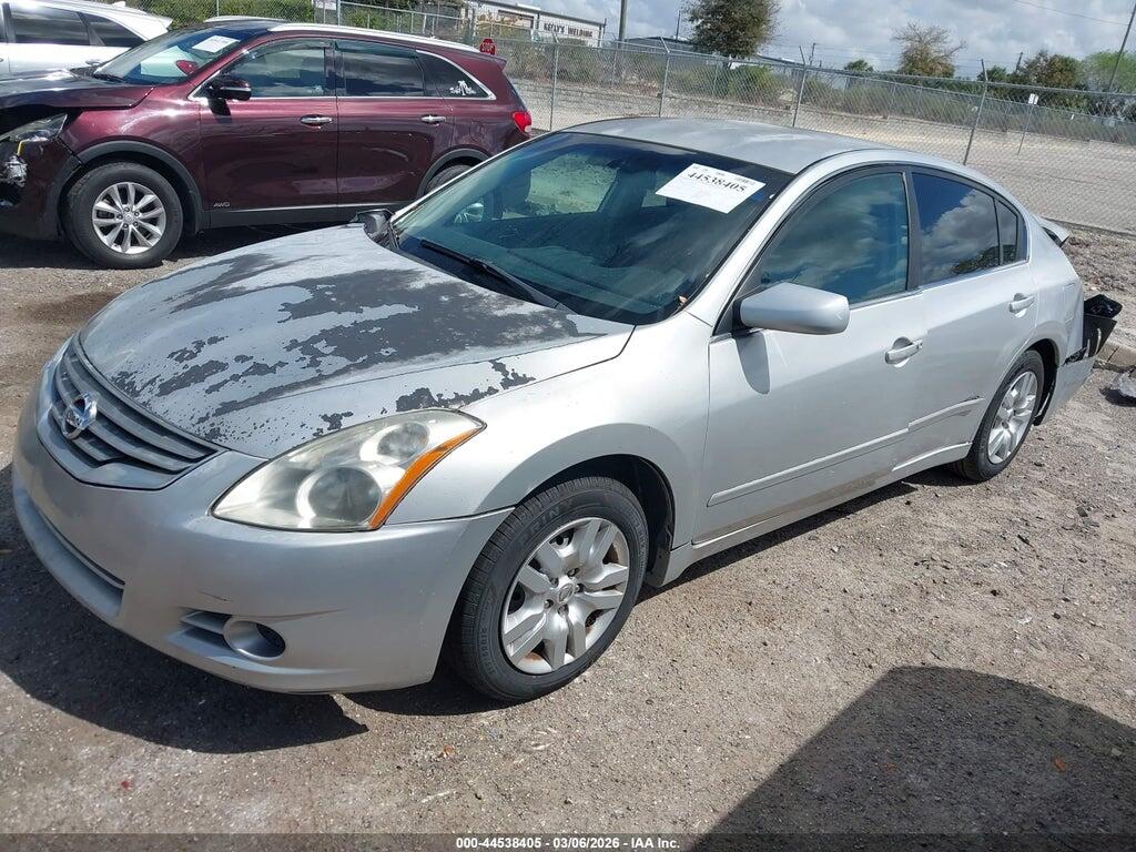 1N4AL2AP2AN456417 2010 NISSAN ALTIMA photo no. 2