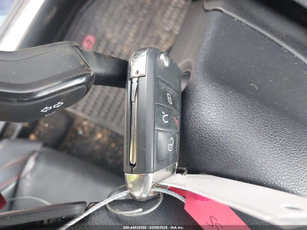 3VW6T7AU6KM003560 2019 VOLKSWAGEN GOLF GTI photo no. 11