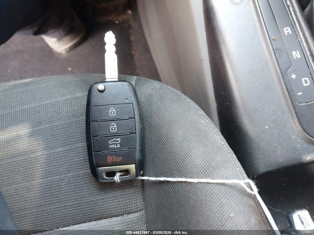 KNAFX4A84G5544951 2016 KIA FORTE photo no. 11