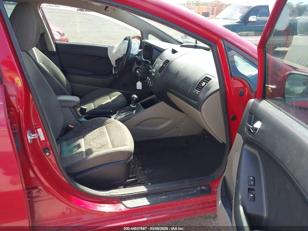 KNAFX4A84G5544951 2016 KIA FORTE photo no. 5
