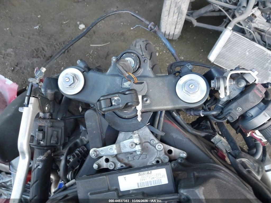 JH2PC40079K202954 2009 HONDA CBR600 photo no. 7