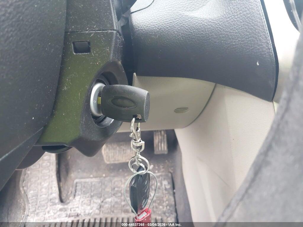 1FAHP3F27CL240857 2012 FORD FOCUS photo no. 11