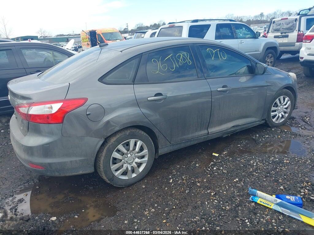 1FAHP3F27CL240857 2012 FORD FOCUS photo no. 4