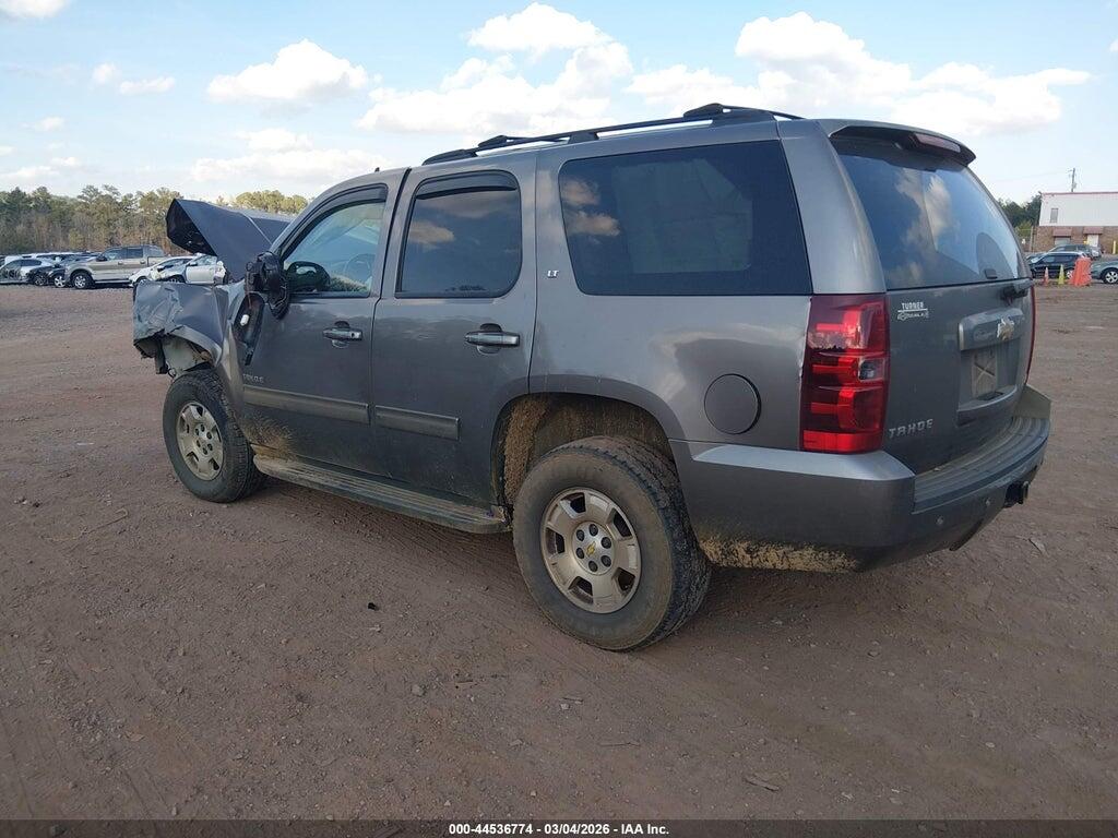 1GNSCBE02BR186831 2011 CHEVROLET TAHOE photo no. 3
