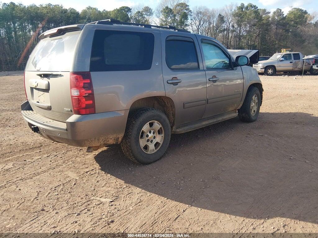 1GNSCBE02BR186831 2011 CHEVROLET TAHOE photo no. 4