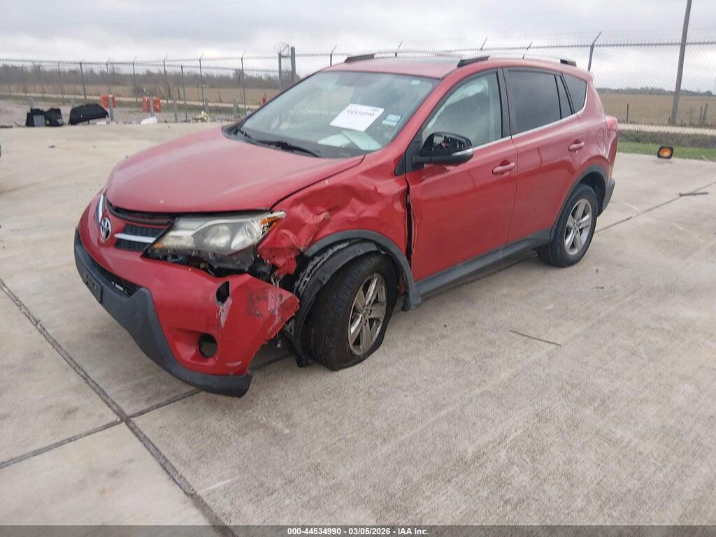 2T3WFREV1FW170521 2015 TOYOTA RAV4 photo no. 2