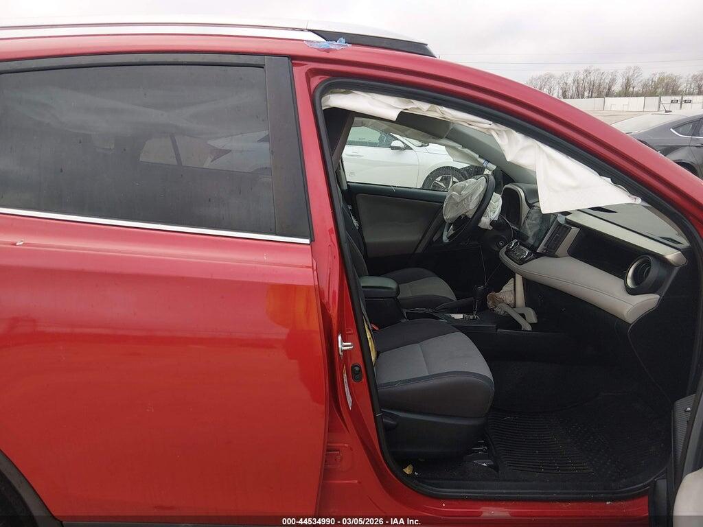 2T3WFREV1FW170521 2015 TOYOTA RAV4 photo no. 5