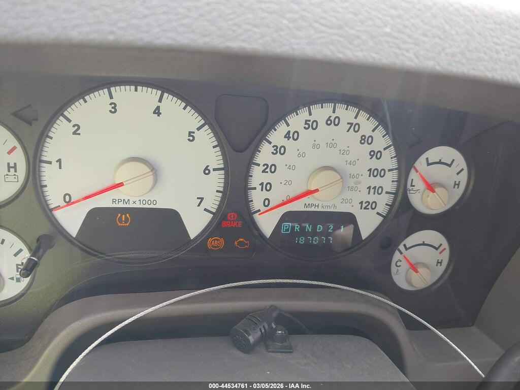 1D7HA18N88J123398 2008 DODGE RAM 1500 photo no. 7