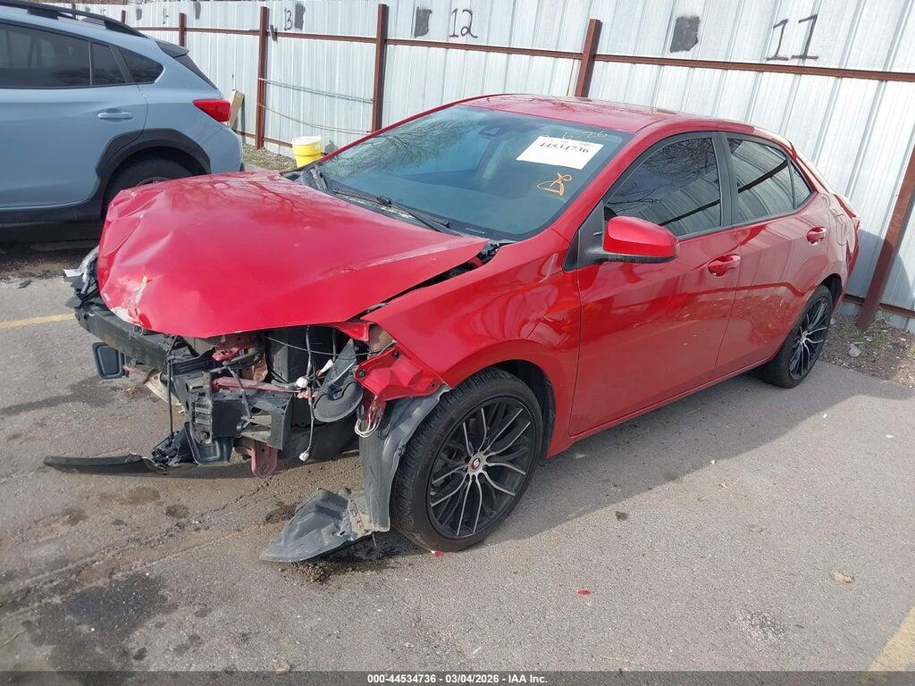 5YFBURHE7JP815952 2018 TOYOTA COROLLA photo no. 2