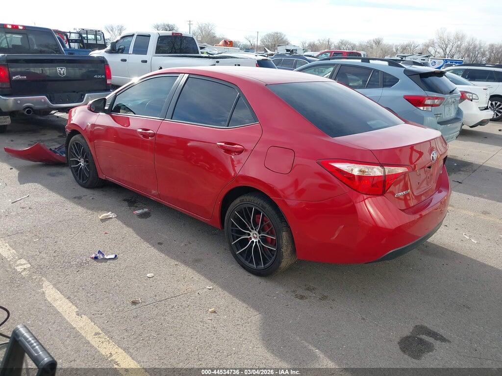 5YFBURHE7JP815952 2018 TOYOTA COROLLA photo no. 3