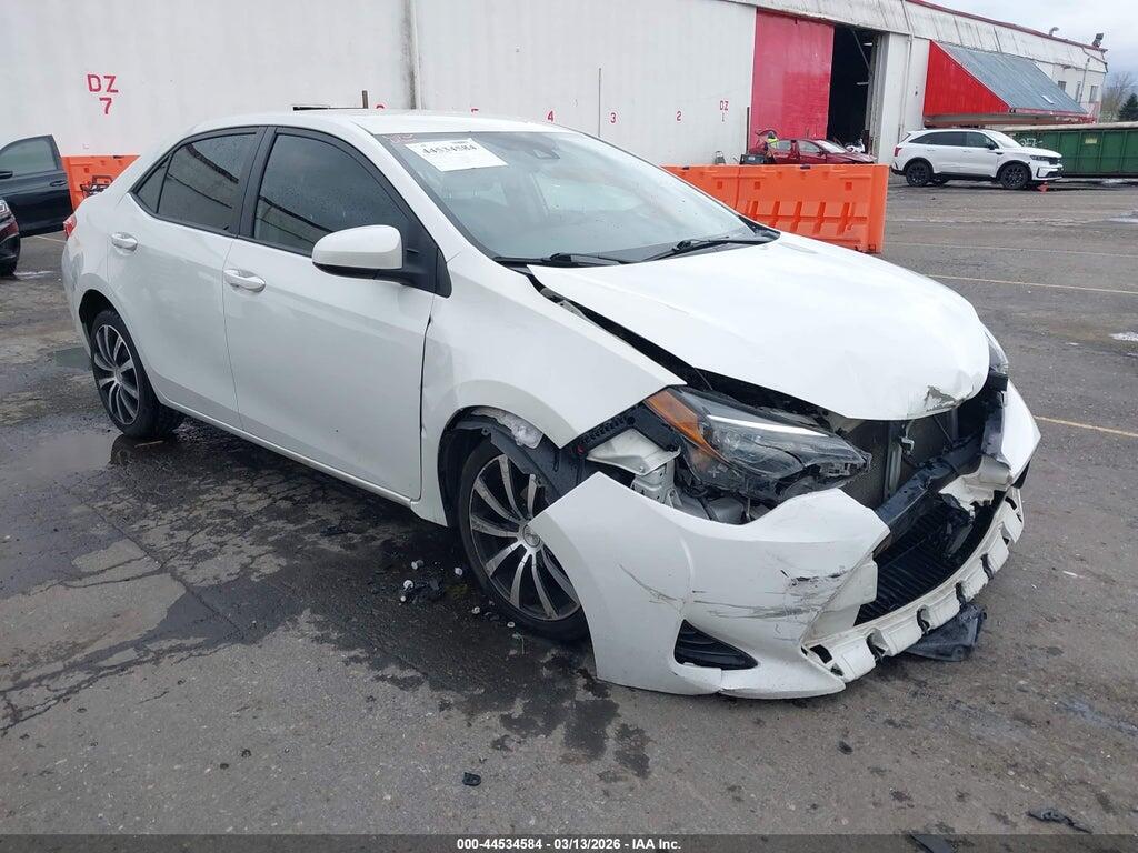 5YFBPRHE9JP785795 2018 TOYOTA COROLLA photo no. 1